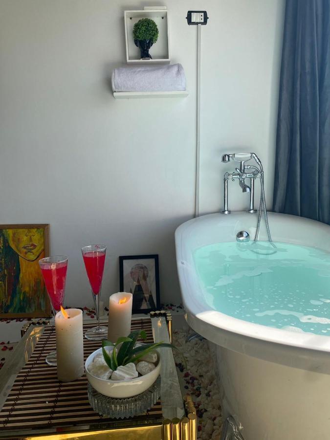 Apartment Pyramids View Relaxation Cairo